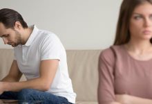 لماذا يخون بعض الازواج زوجاتهم؟