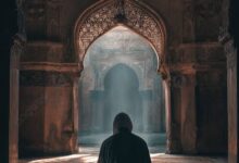 ركعات تؤدى..وموبقات تُرتكب
