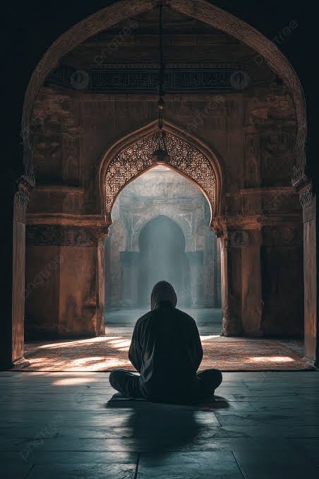 ركعات تؤدى..وموبقات تُرتكب
